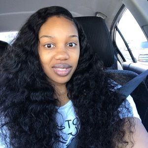 Meet your Posher, Candace